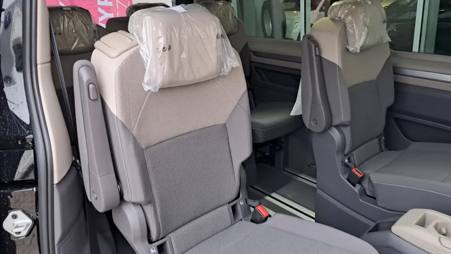 VOLKSWAGEN Multivan Multivan 2.0 TDI L2 Life DSG Nowy