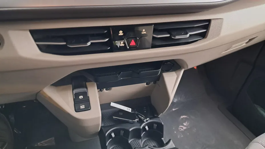 VOLKSWAGEN Multivan Multivan 2.0 TDI L2 Life DSG Nowy