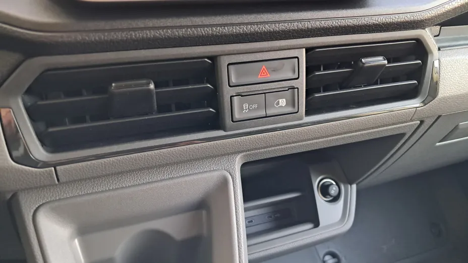 VOLKSWAGEN Crafter Crafter 35 BiTDI (16,4m3) Aut. Nowy