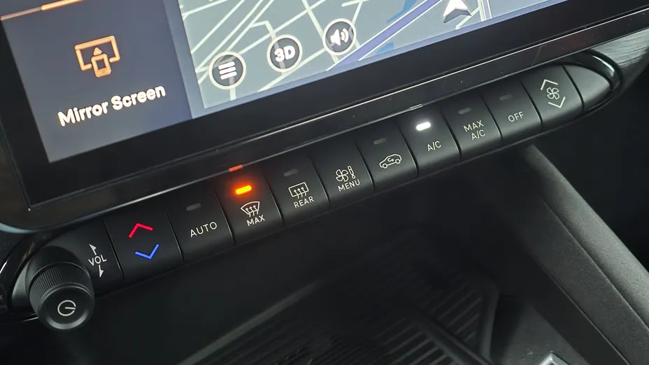 ALFA ROMEO Junior Junior 1.2 mHEV Ibrida eDCT Nowy