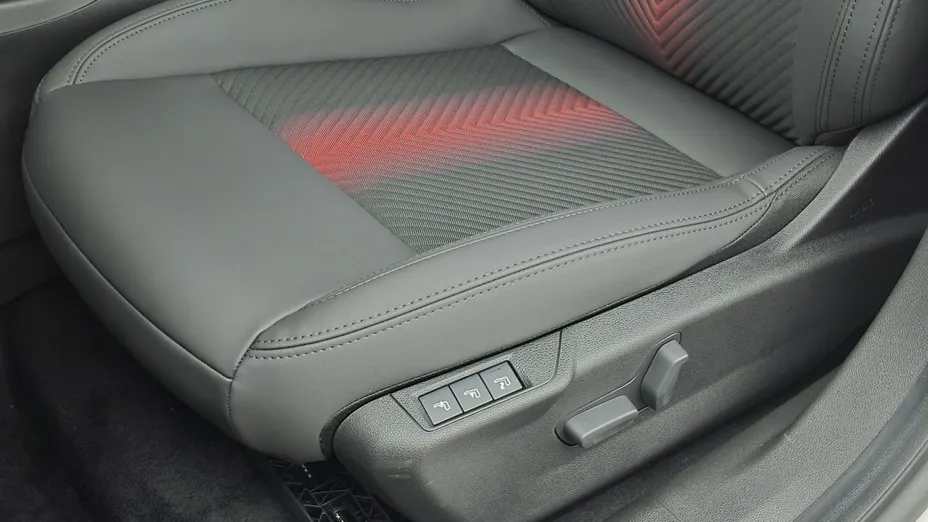 ALFA ROMEO Junior Junior 1.2 mHEV Ibrida eDCT Nowy