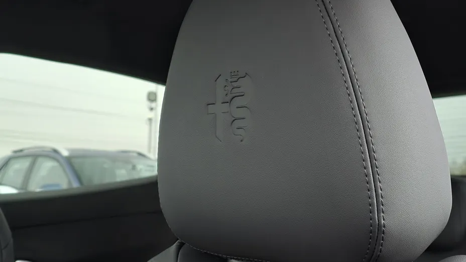 ALFA ROMEO Junior Junior 1.2 mHEV Ibrida eDCT Nowy