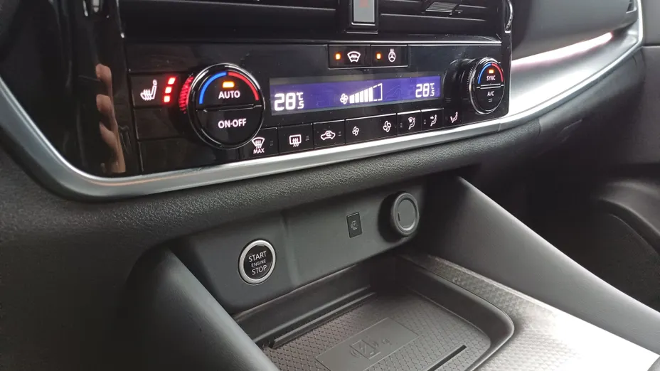 NISSAN Qashqai Qashqai 1.3 DIG-T mHEV N-Connecta Nowy