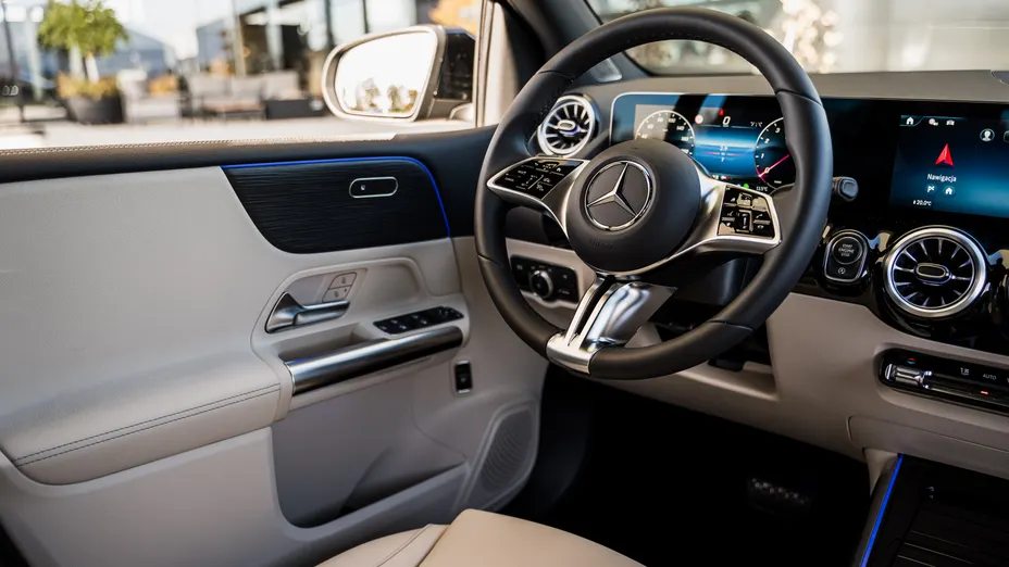 MERCEDES-BENZ B Klasa B 220 4-Matic mHEV Progressive 8G-DCT Nowy