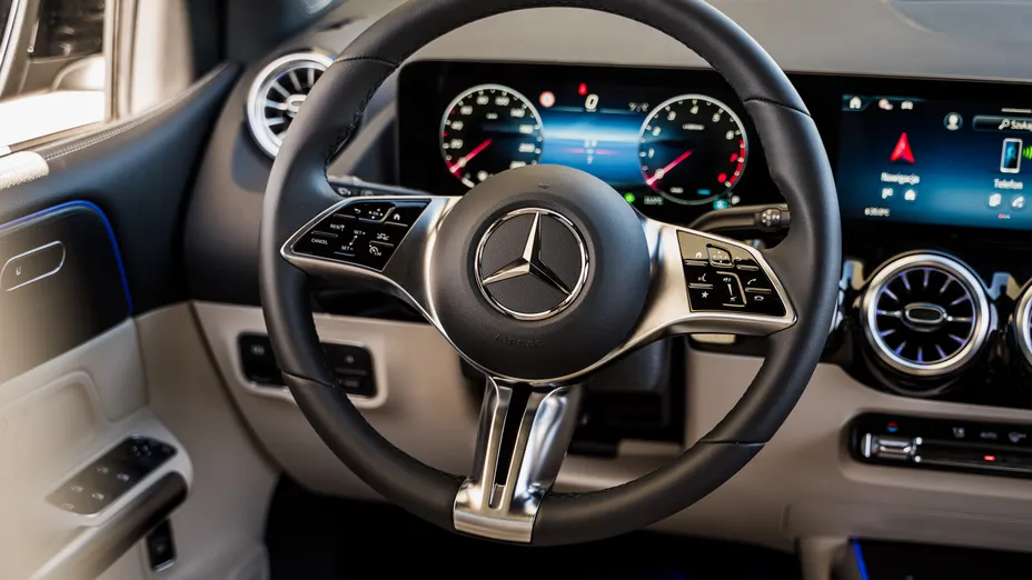 MERCEDES-BENZ B Klasa B 220 4-Matic mHEV Progressive 8G-DCT Nowy