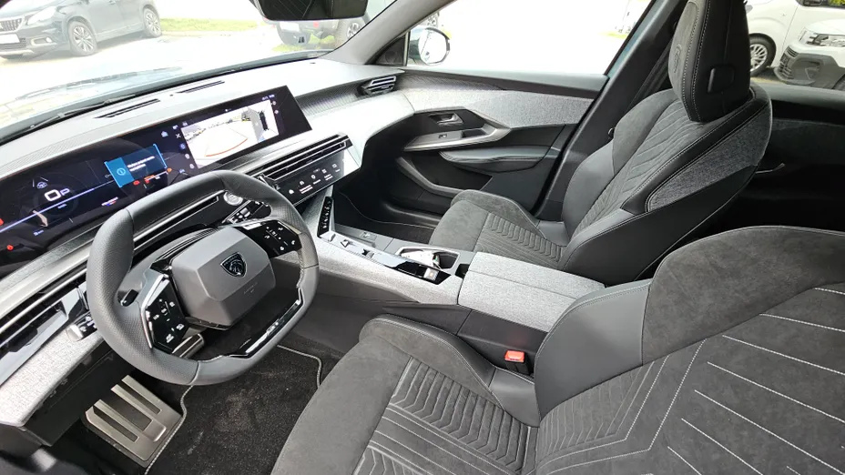 PEUGEOT 3008 3008 1.2 PureTech mHEV GT e-DCS6 Nowy