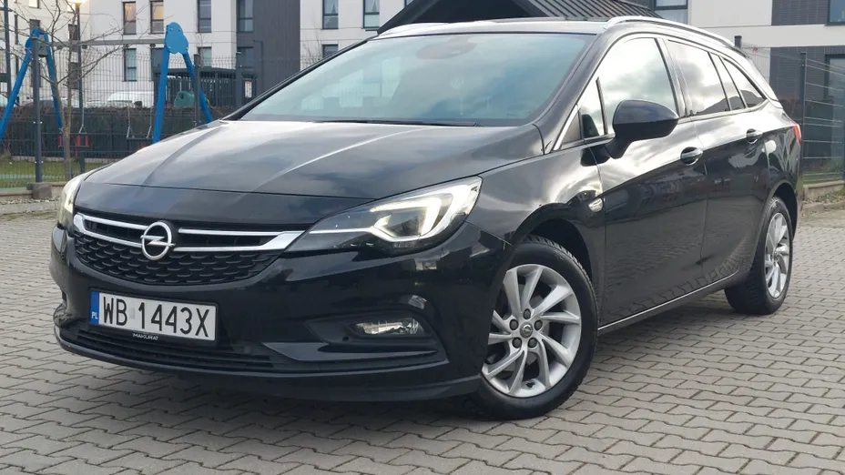 OPEL Astra -
