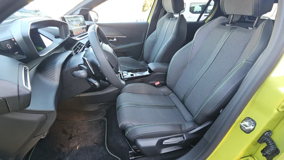 PEUGEOT 208 208 1.2 mHEV GT Nowy