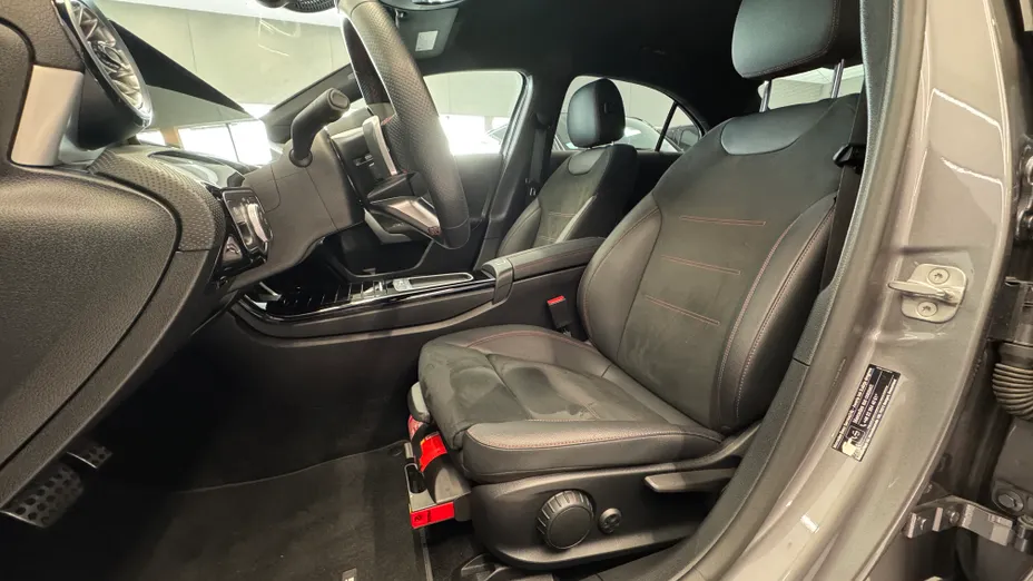 MERCEDES-BENZ A Klasa A 200 AMG Line 7G-DCT