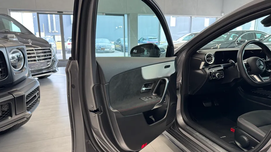 MERCEDES-BENZ A Klasa A 200 AMG Line 7G-DCT