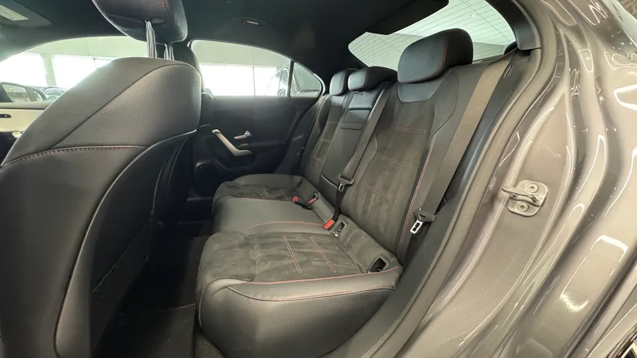 MERCEDES-BENZ A Klasa A 200 AMG Line 7G-DCT