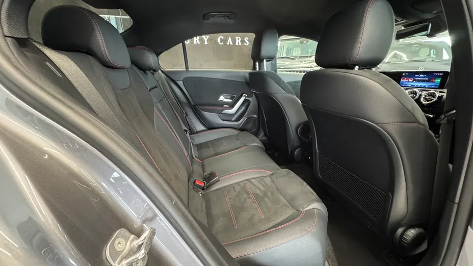 MERCEDES-BENZ A Klasa A 200 AMG Line 7G-DCT