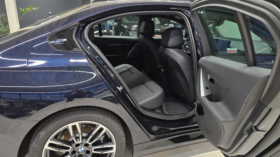 BMW Seria 5 520d xDrive mHEV M Sport sport-aut