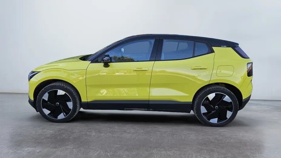 VOLVO EX30 EX30 51kWh Single Motor Plus