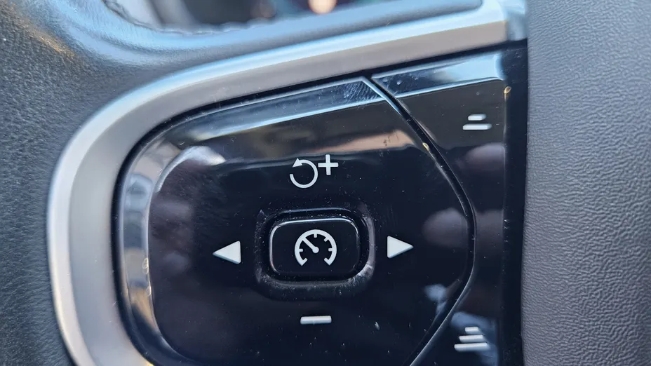 VOLVO V90 V90 CC B4 D AWD Pro aut