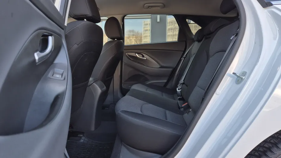 HYUNDAI i30 i30 1.0 T-GDI Smart