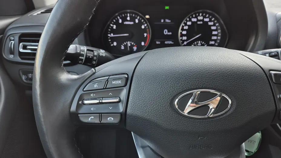 HYUNDAI i30 i30 1.0 T-GDI Smart