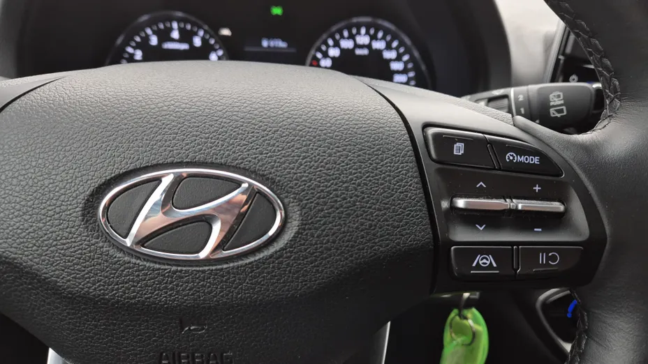 HYUNDAI i30 i30 1.0 T-GDI Smart