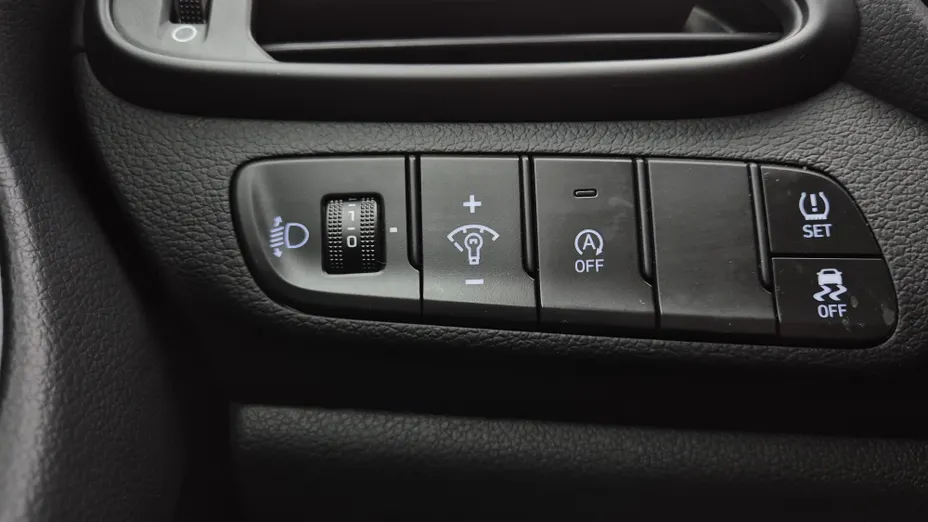 HYUNDAI i30 i30 1.0 T-GDI Smart