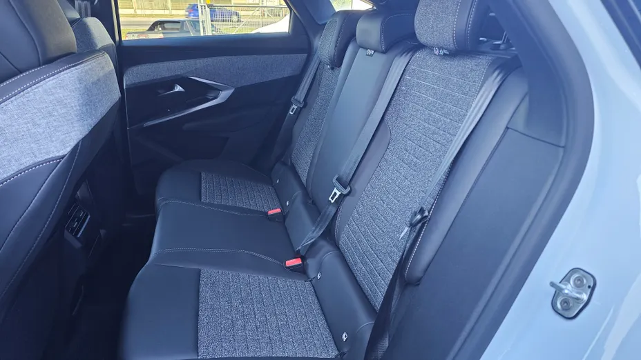 PEUGEOT 3008 3008 1.2 PureTech mHEV GT e-DCS6 Nowy