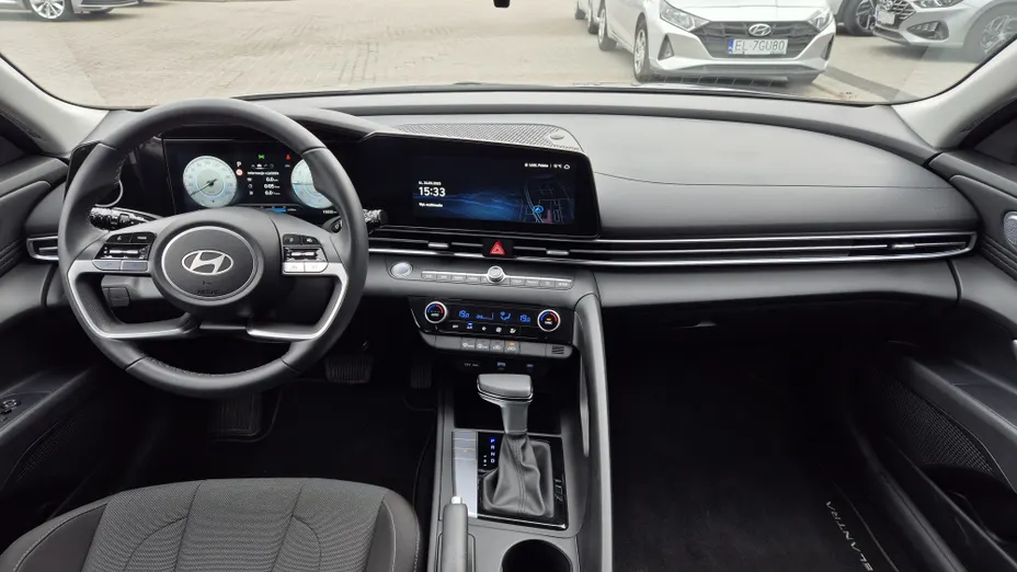 HYUNDAI Elantra Elantra 1.6 Modern CVT