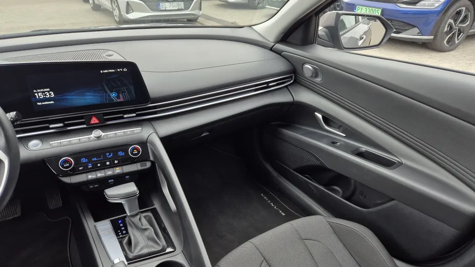 HYUNDAI Elantra Elantra 1.6 Modern CVT