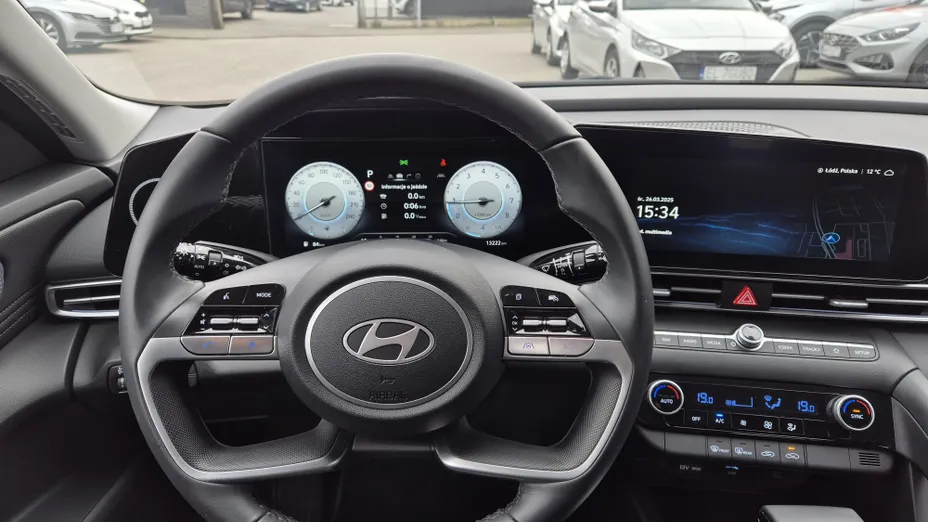 HYUNDAI Elantra Elantra 1.6 Modern CVT