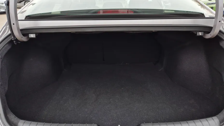 HYUNDAI Elantra Elantra 1.6 Modern CVT