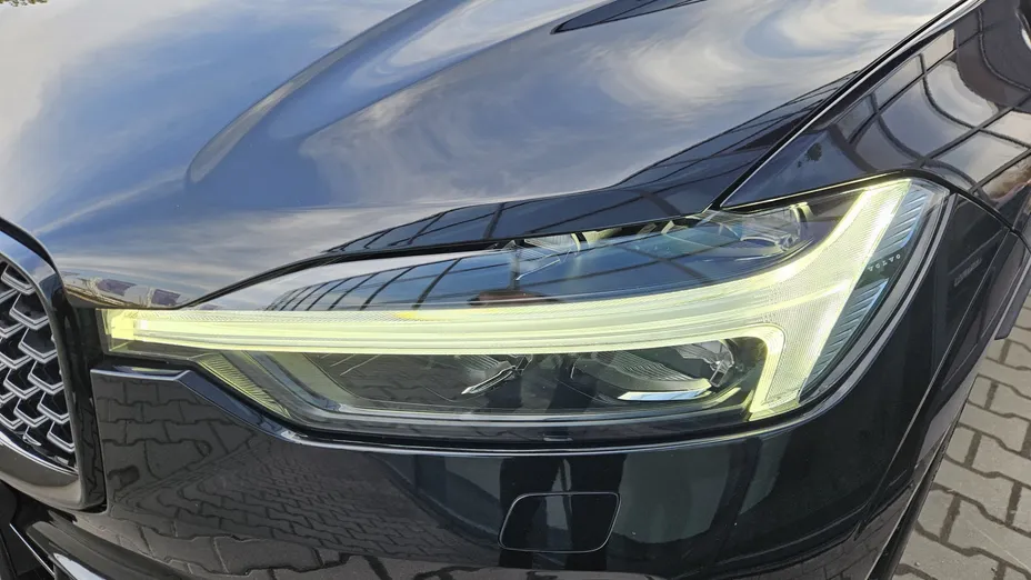 VOLVO XC60 XC60 B5 B AWD Ultra Black Edition aut