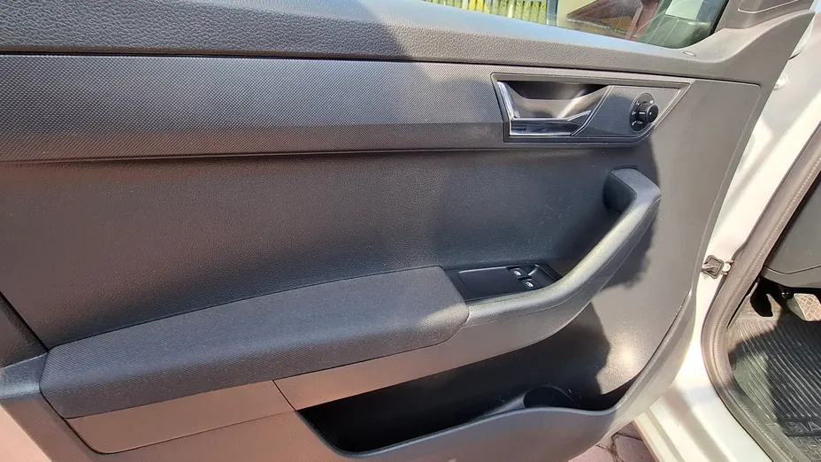 SKODA Fabia Fabia 1.0 TSI Ambition