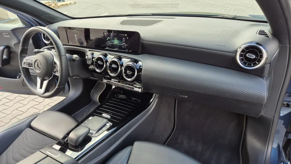 MERCEDES-BENZ A Klasa A 180 Style 7G-DCT