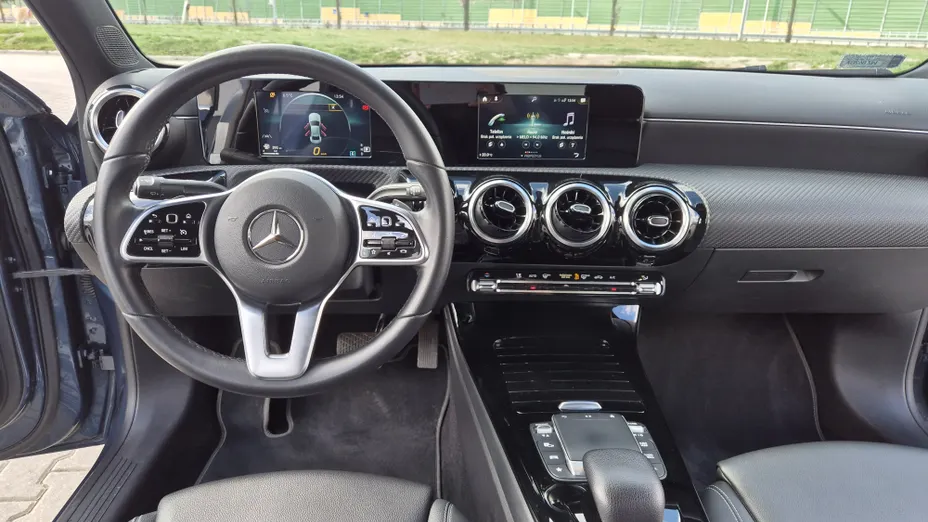 MERCEDES-BENZ A Klasa A 180 Style 7G-DCT