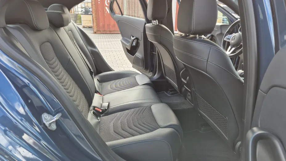 MERCEDES-BENZ A Klasa A 180 Style 7G-DCT