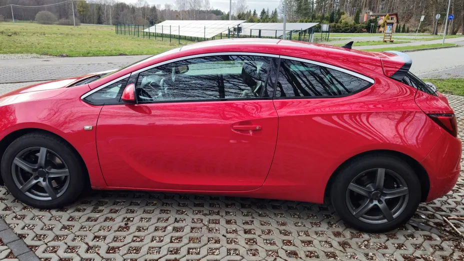 OPEL Astra Astra IV GTC 1.6 T Active