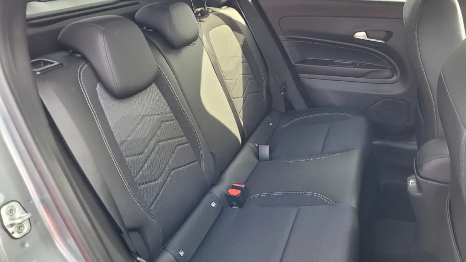 JEEP Avenger Avenger 1.2 T3 mHEV Summit FWD eDCT6 Nowy