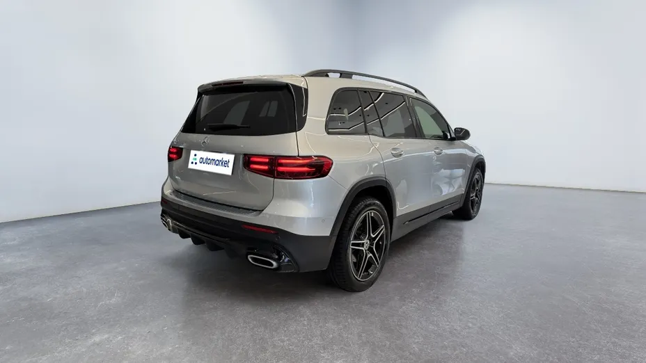 MERCEDES-BENZ GLB GLB 200 AMG Line 7G-DCT