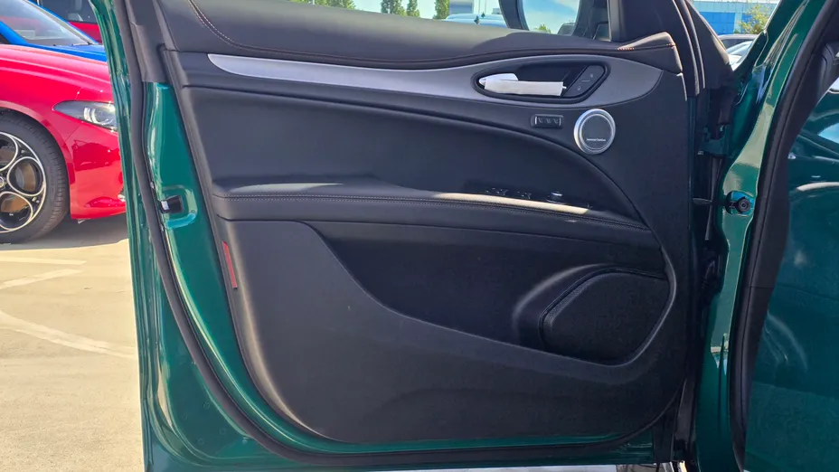 ALFA ROMEO Stelvio Stelvio 2.0 Turbo Intensa Q4 aut Nowy