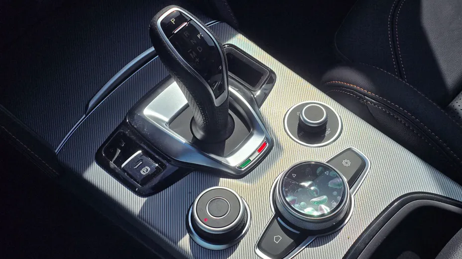 ALFA ROMEO Stelvio Stelvio 2.0 Turbo Intensa Q4 aut Nowy