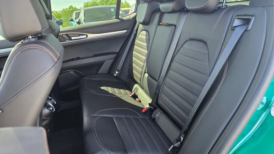 ALFA ROMEO Stelvio Stelvio 2.0 Turbo Intensa Q4 aut Nowy