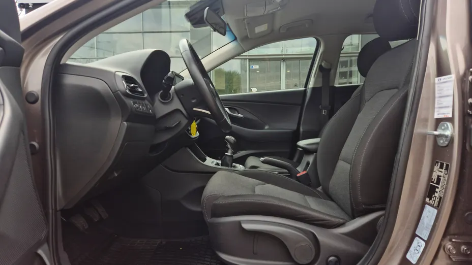 HYUNDAI i30 i30 1.0 T-GDI Smart