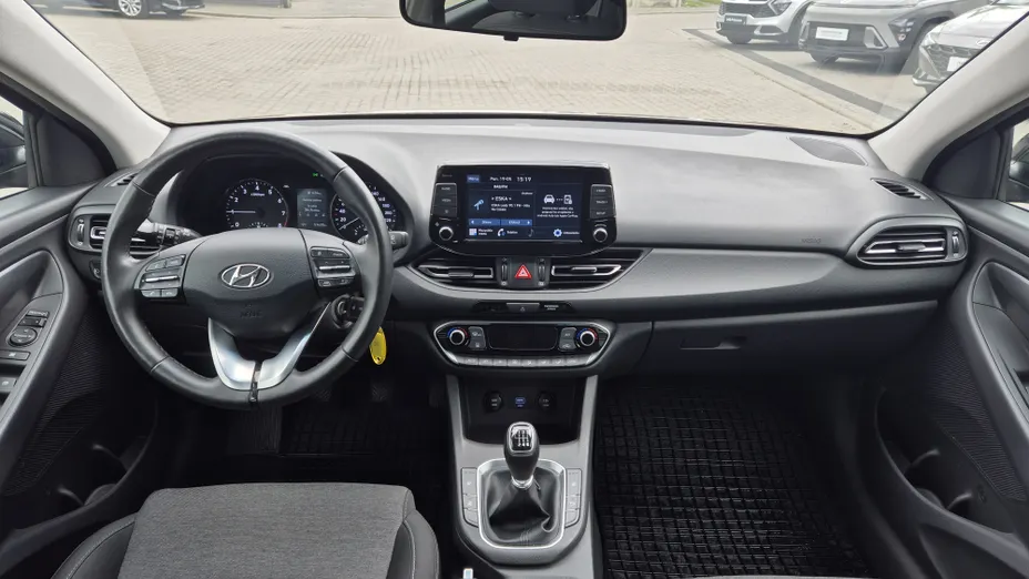 HYUNDAI i30 i30 1.0 T-GDI Smart