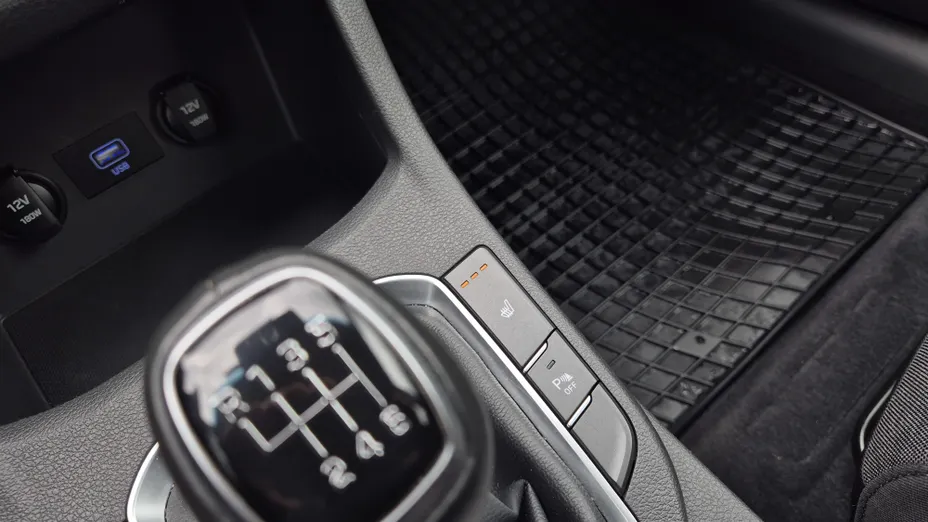 HYUNDAI i30 i30 1.0 T-GDI Smart