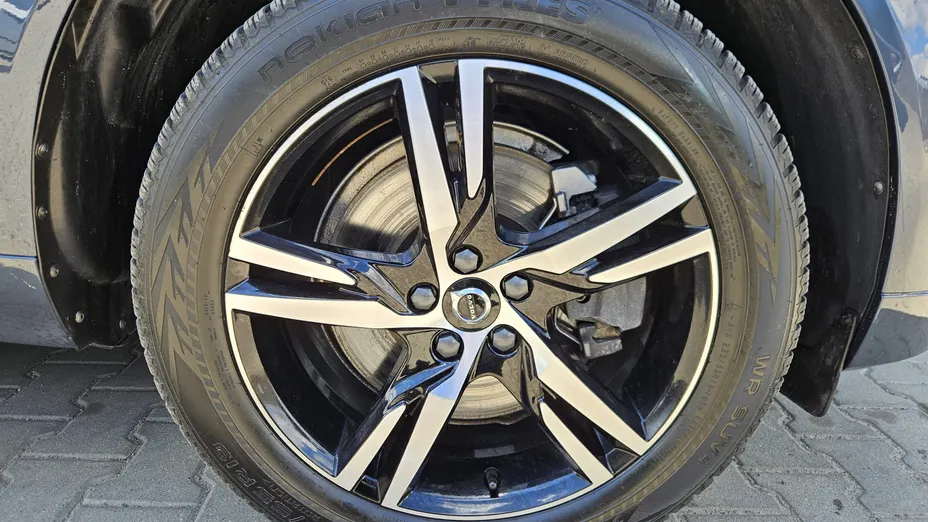 VOLVO XC60 XC60 B5 D AWD R-Design aut