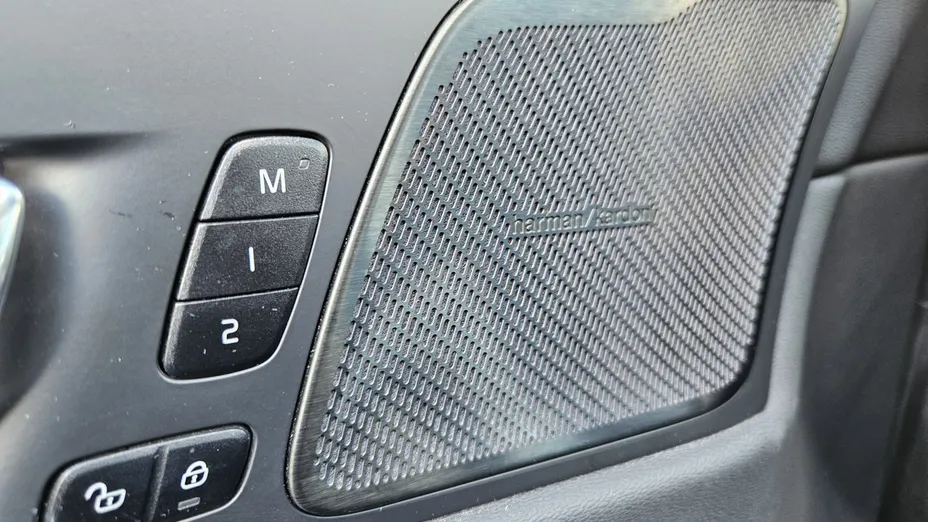 VOLVO XC60 XC60 B5 D AWD R-Design aut