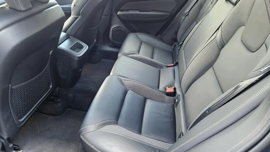 VOLVO XC60 XC60 B5 D AWD R-Design aut