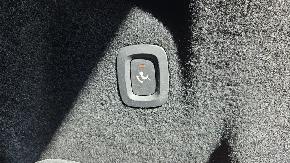 VOLVO XC60 XC60 B5 D AWD R-Design aut