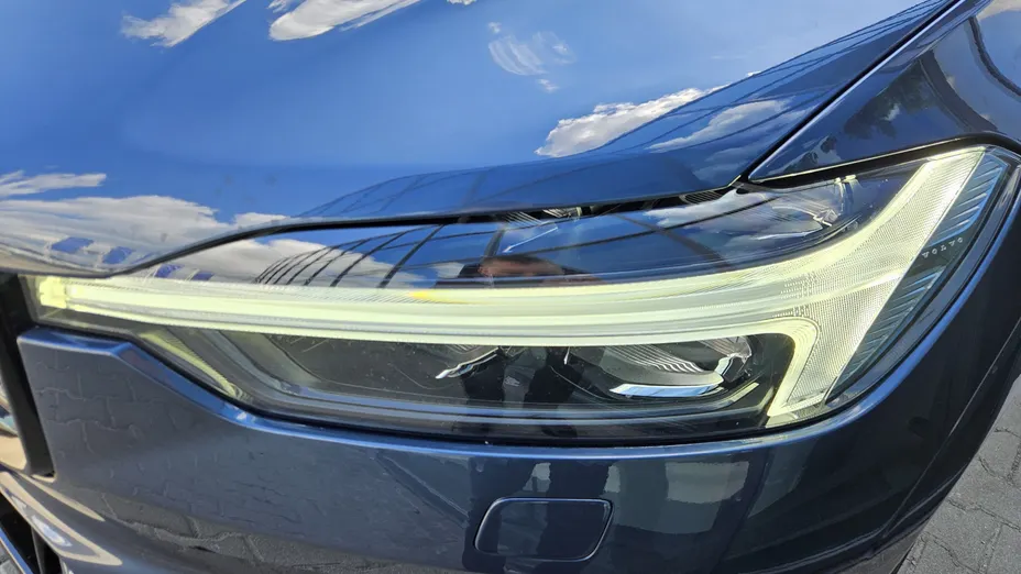 VOLVO XC60 XC60 B5 D AWD R-Design aut