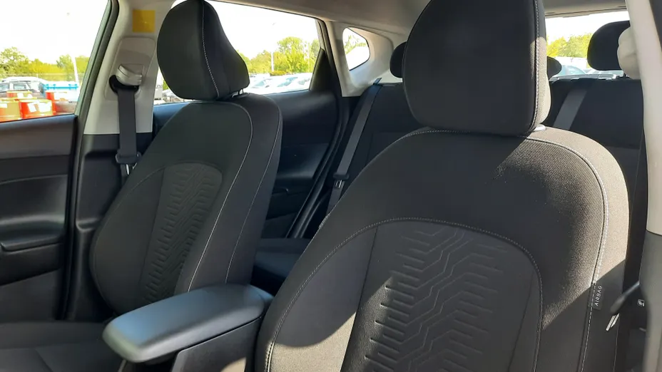 HYUNDAI Kona Kona 1.6 GDI Hybrid Executive DCT