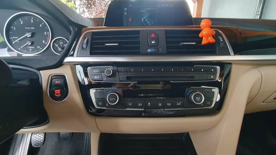 BMW Seria 4 418d Luxury Line