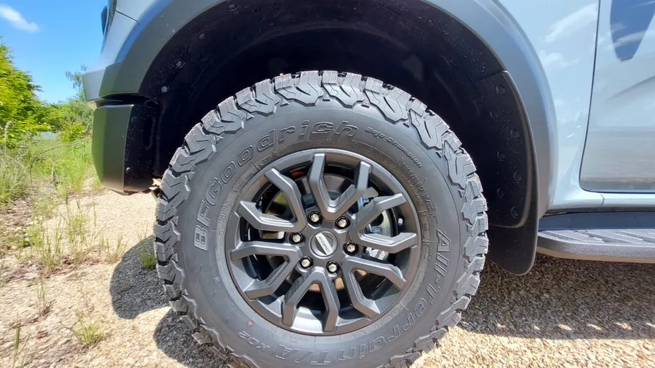 FORD Ranger Ranger 3.0 EcoBoost Twin-Turbo 4x4 DC Raptor aut Nowy